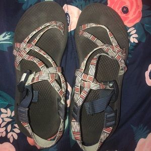 Chacos!